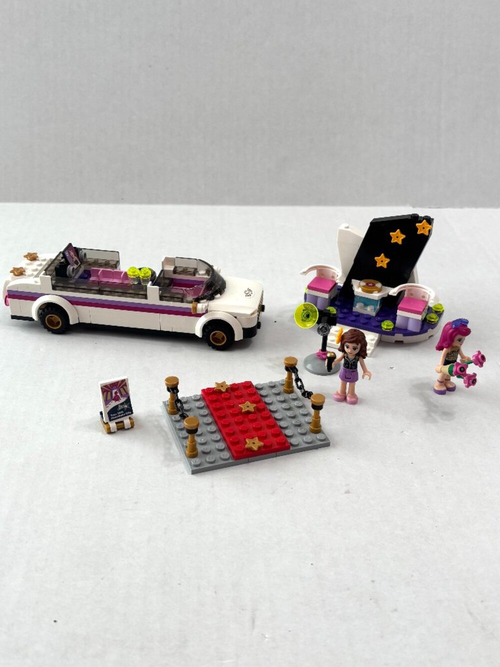 LEGO Friends Pop Star Limo #41107 RETIRED - Picture 3 of 3